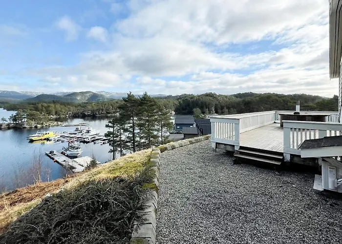 6 Person In Semesterbostad Hosteland